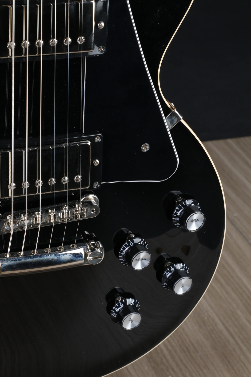 Gibson Les Paul Standard ’60s Plain Top Electric Guitar w/ Case – Ebony – Plek’d