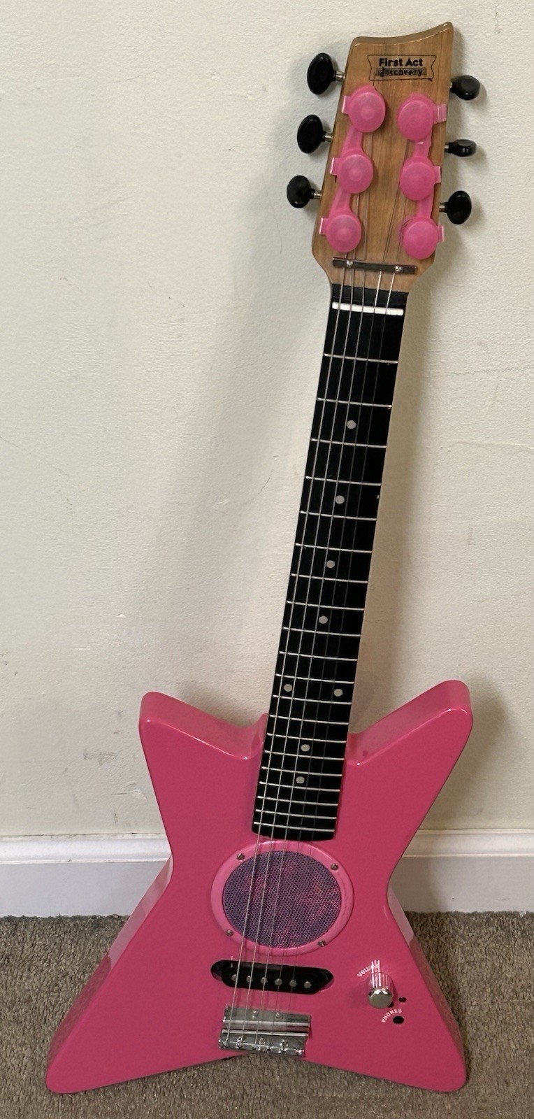 First Act Discovery Electric Guitar Pink! Kids Guitar Works!