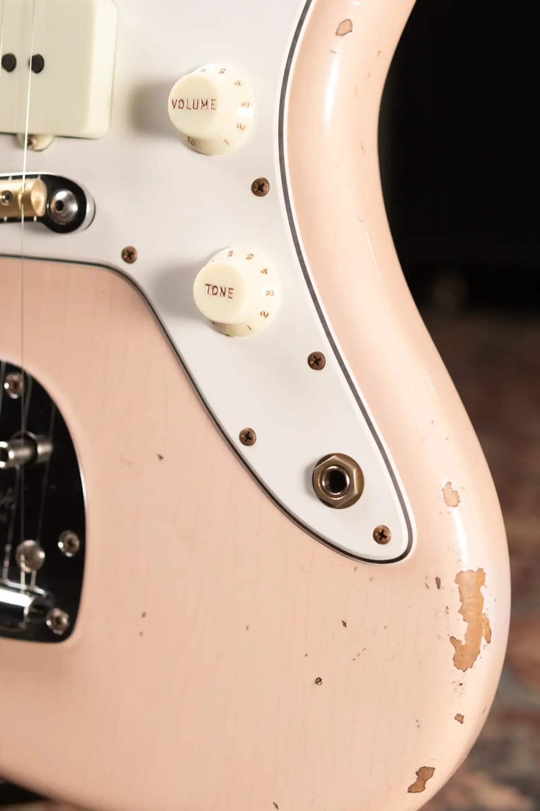 Fender Custom Shop 1963 Jazzmaster Relic Electric Guitar – Aged Shell Pink with