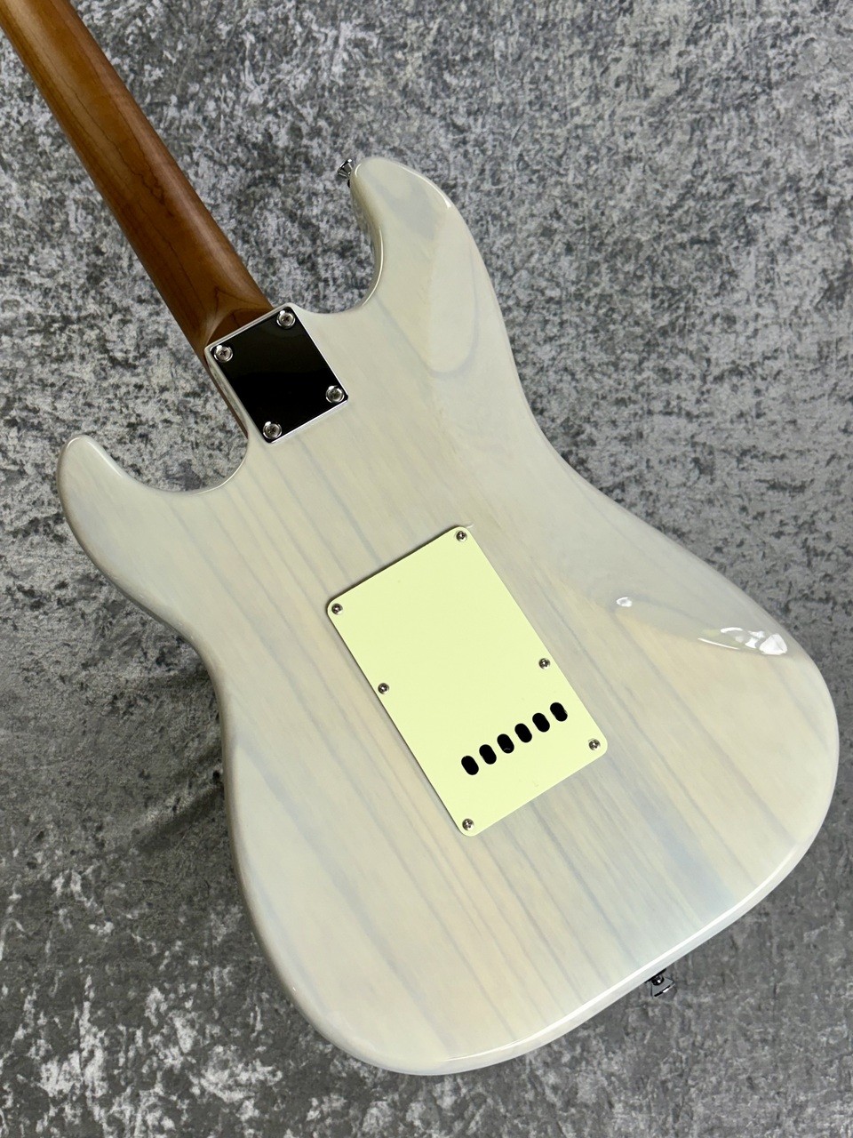 Bacchus BSH-900ASH RSM Electric Bass Guitar 4.09kg Used