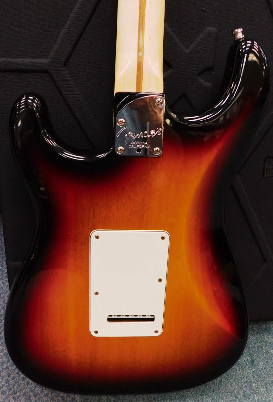 Fender USA American Deluxe Stratocaster – Rosewood FB – 3TSB – 010-1200-700