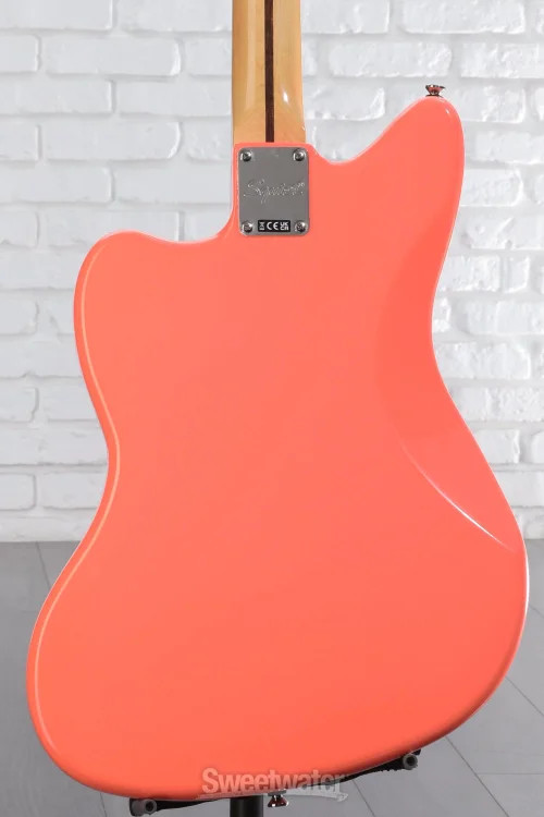 Squier Classic Vibe ’60s Jazzmaster Electric Guitar – Tahitian Coral
