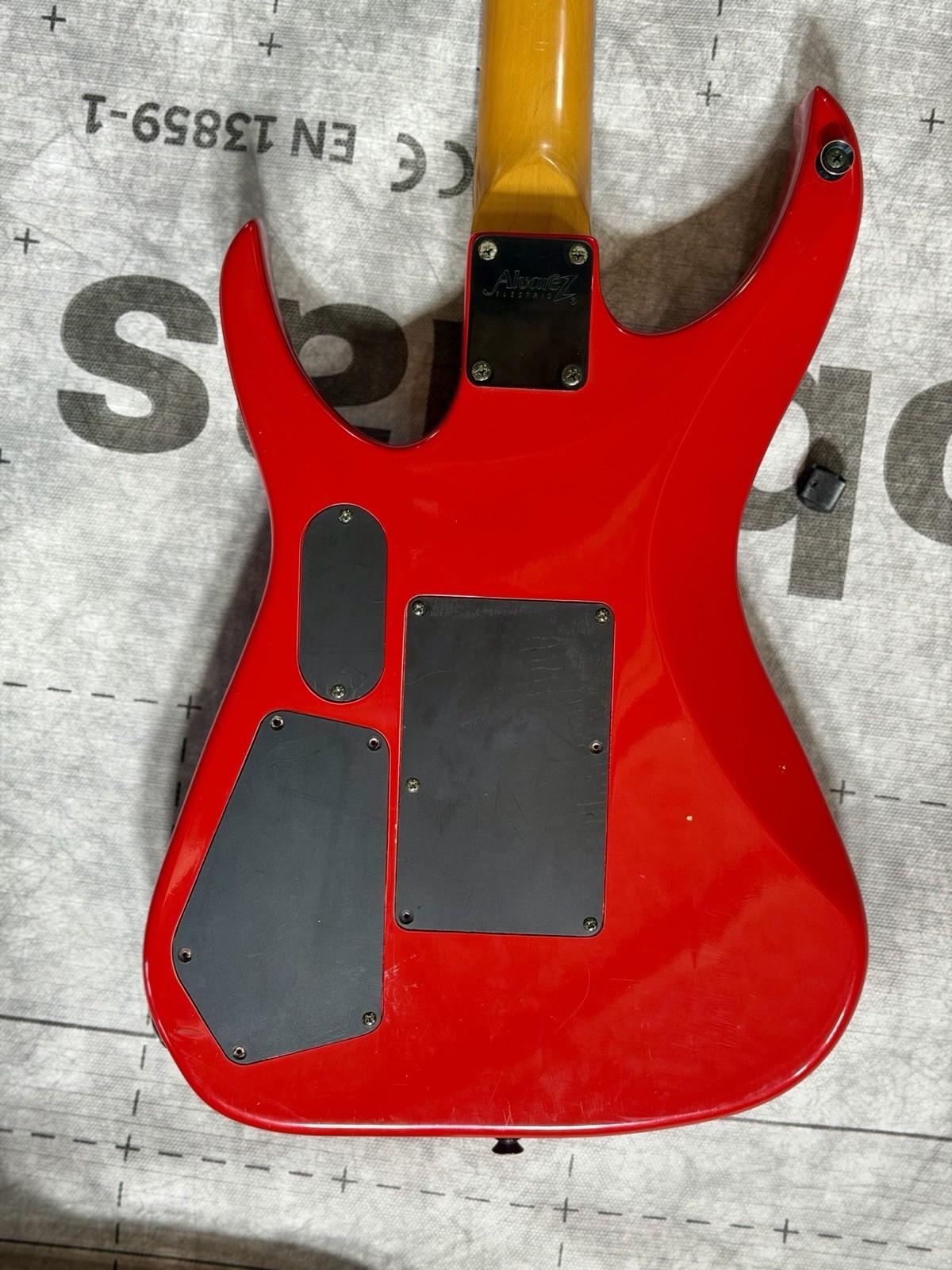 KILLER SHREDDER 1991 Alvarez Dana II w/Floyd Rose – Ferrari Red!!