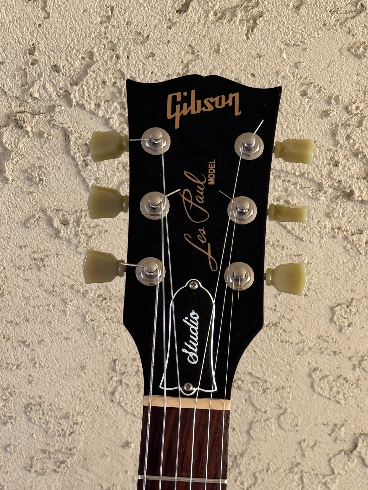 Gibson Les Paul Studio Ebony Black w/ OHSC Push Pull Pots