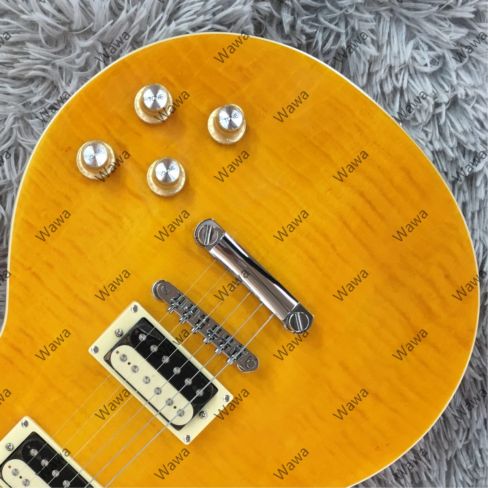 High-end Electric Guitar Solid Flamed Maple Top Lemon Gloss Finish HH Pickups