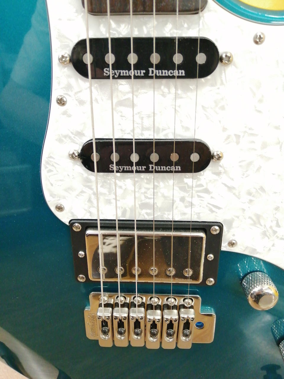 YAMAHA PAC612VIIX Electric Guitar-02