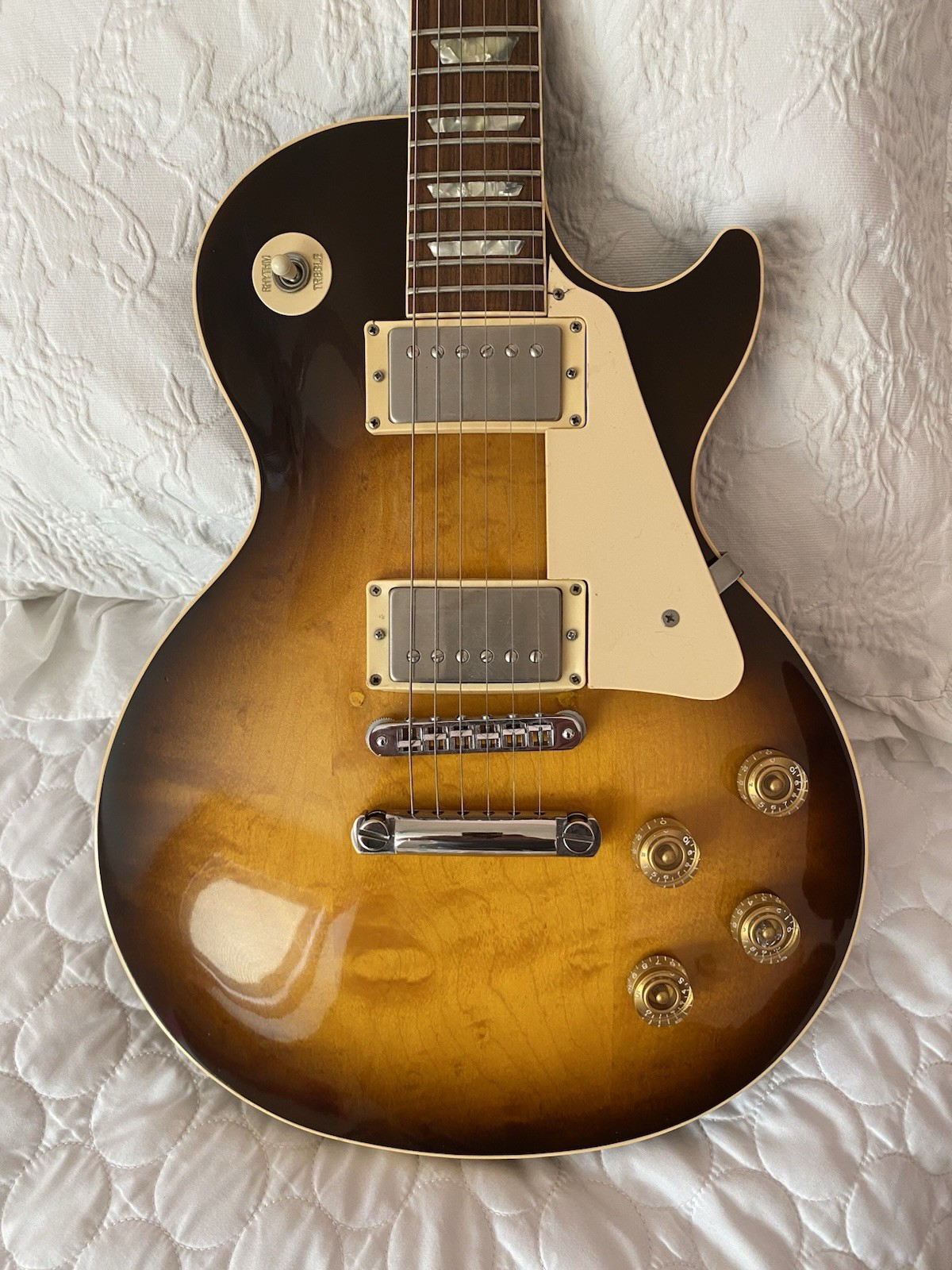 1986 Gibson Les Paul Standard Tobacco Sun Burst