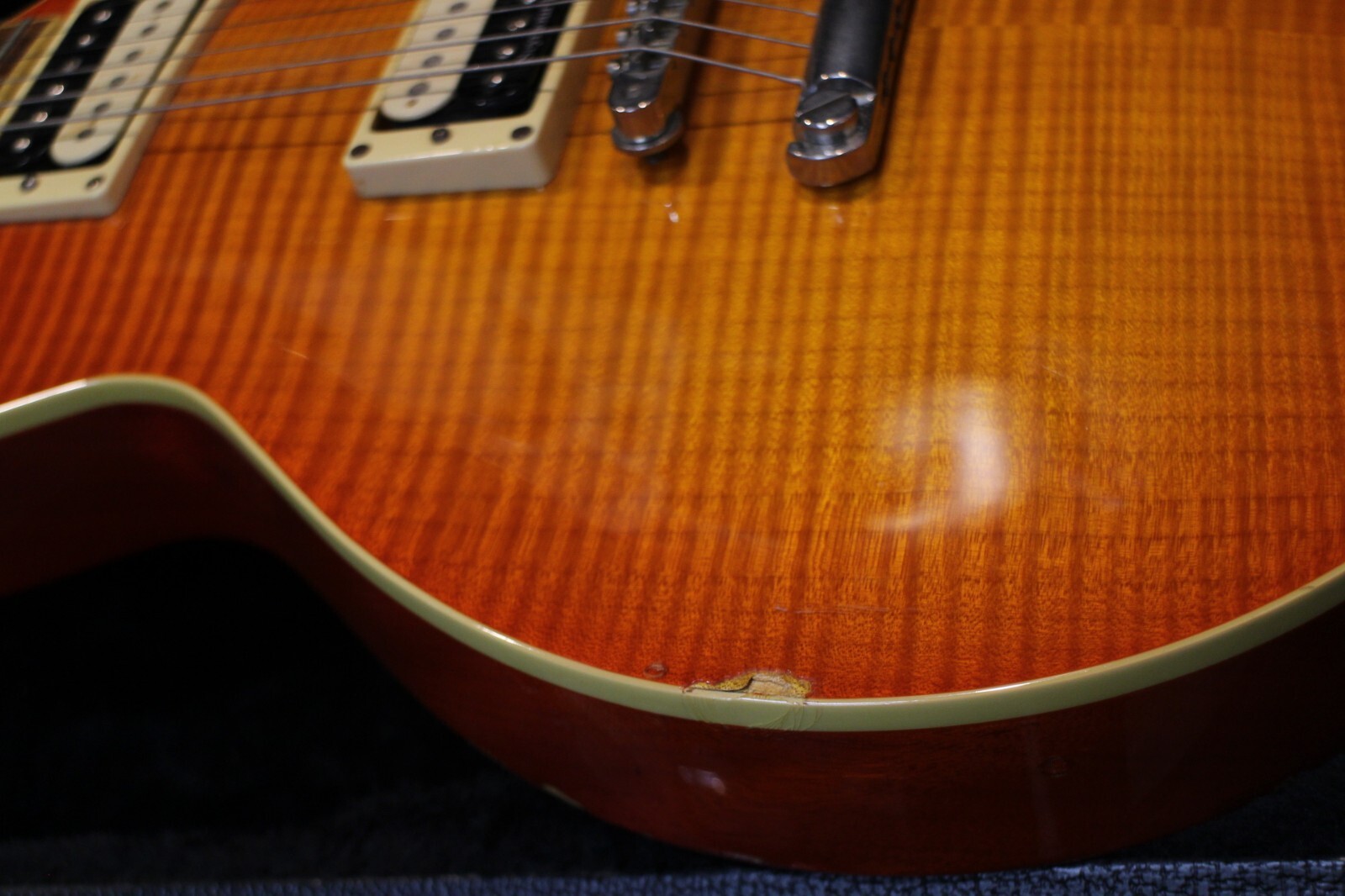 USED Edwards Limited Model Electric Guitar E-LP GT214 230427