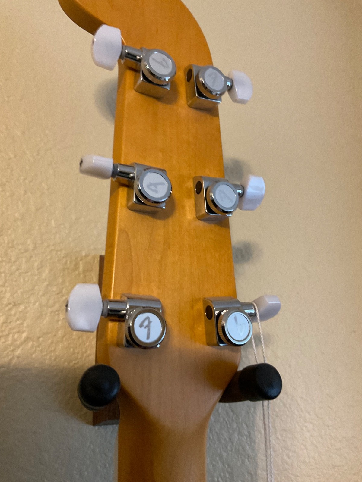 Fender Parallel Universe Volume II Maverick Dorado Locking Tuners Mint W/Case!!