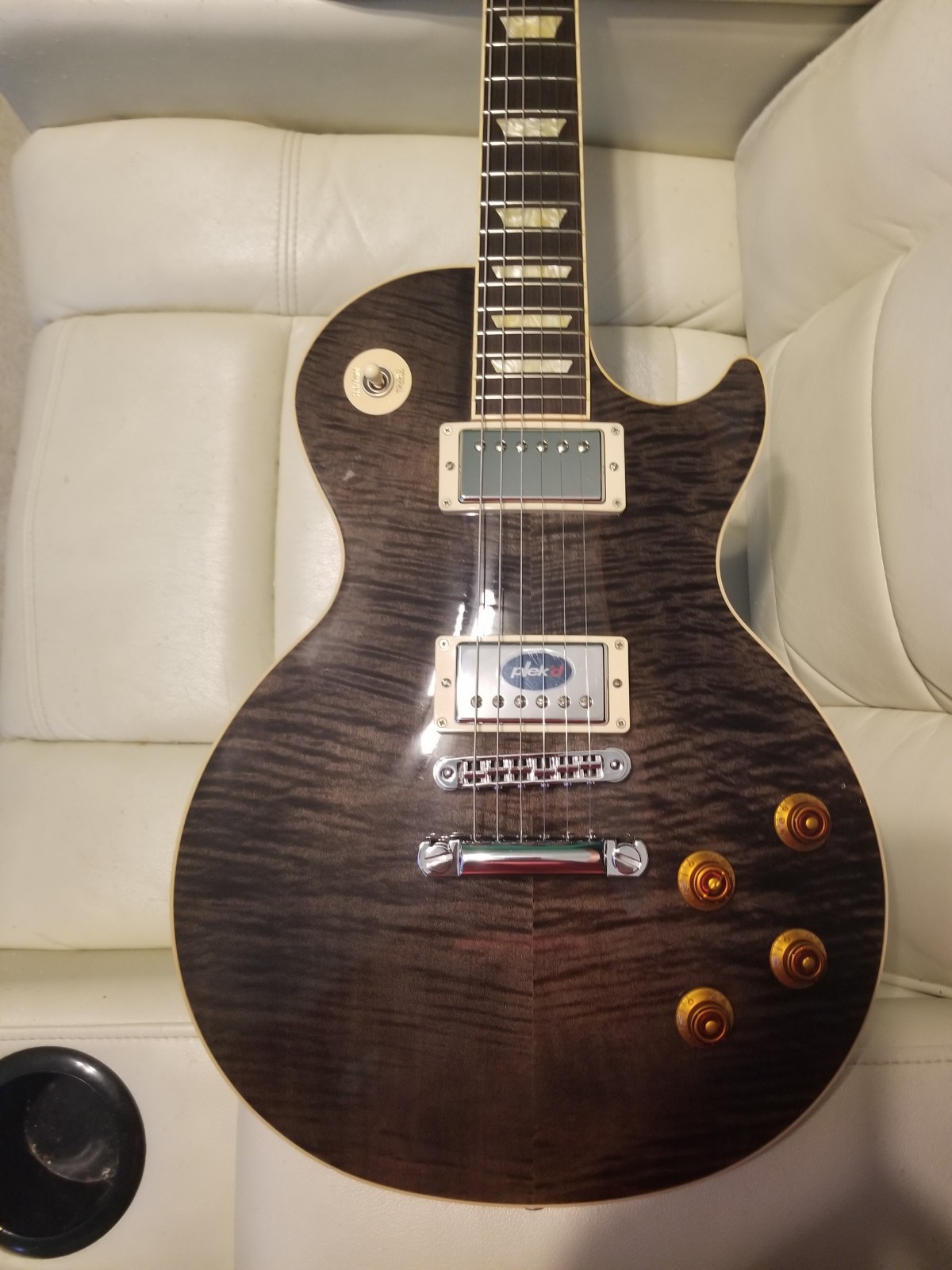 MINT 2012 LES PAUL STANDARD PREMIUM PLUS TRANS BLACK ELECTRIC GUITAR