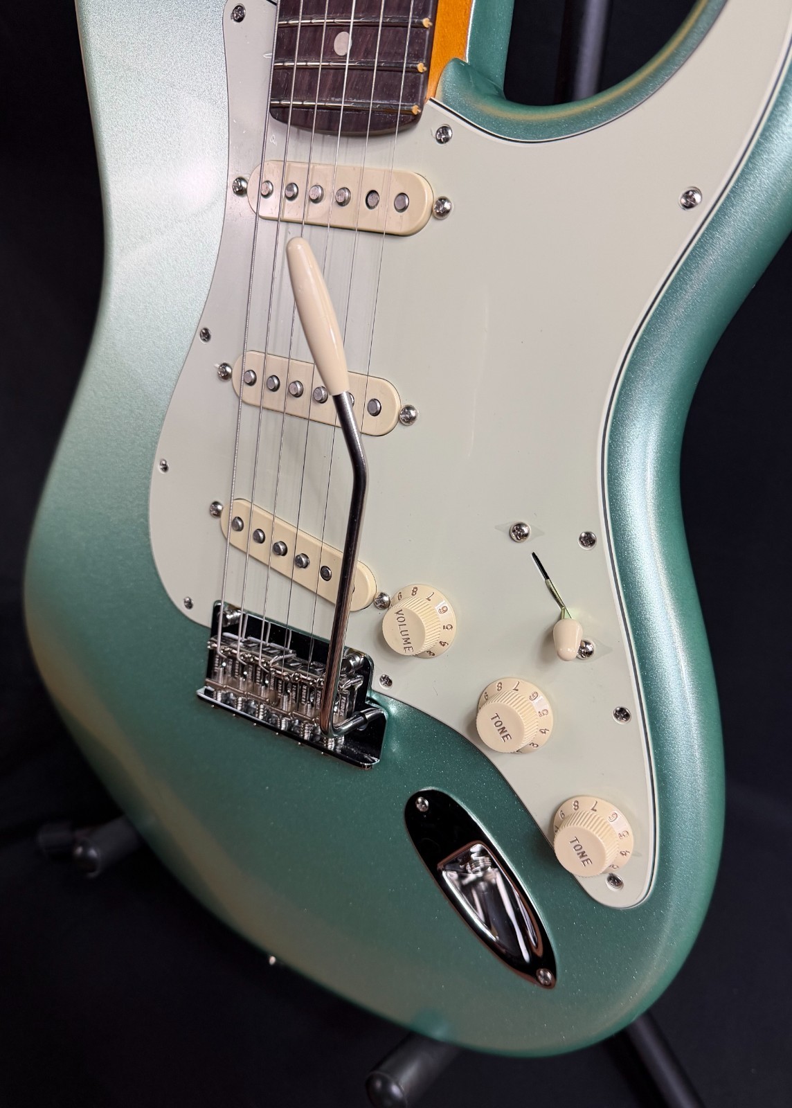 Fender American Professional II Stratocaster Electric Guitar Mystic Surf Green
