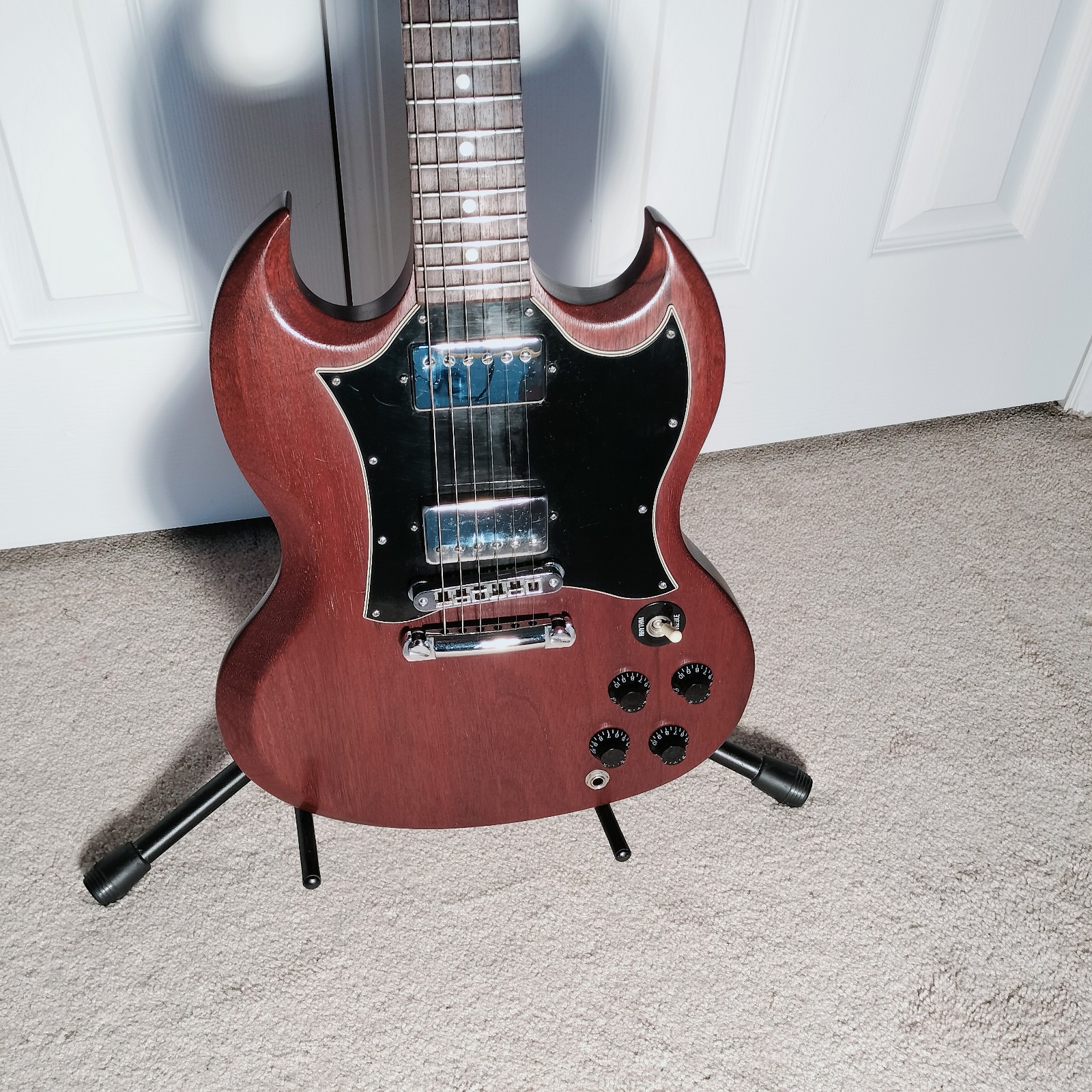 Gibson SG Special – Faded Cherry – TKL Hard Shell Case