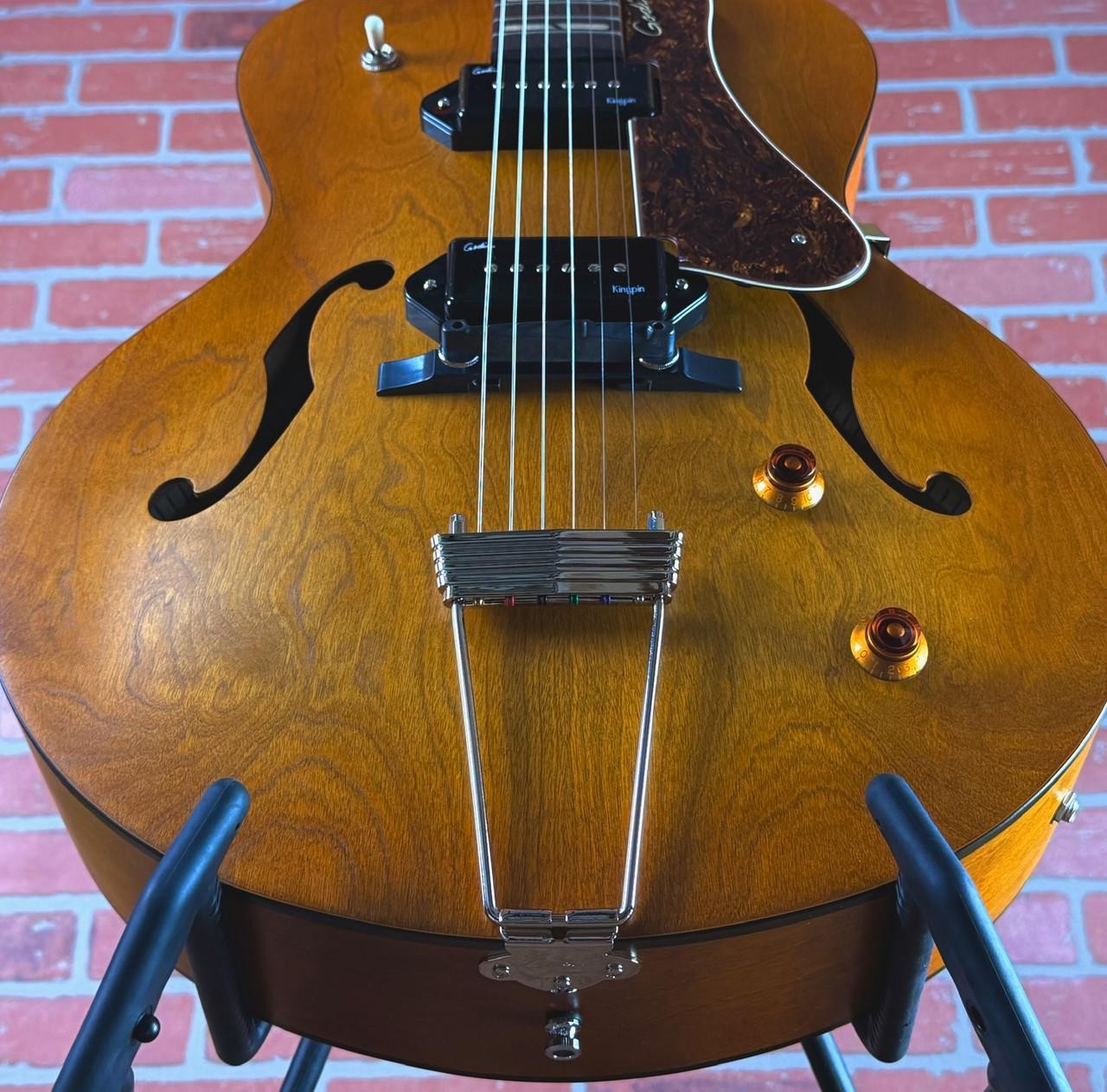 Godin 5th Avenue Jumbo P90 Hollow-Body Electric Guitar – Harvest Gold