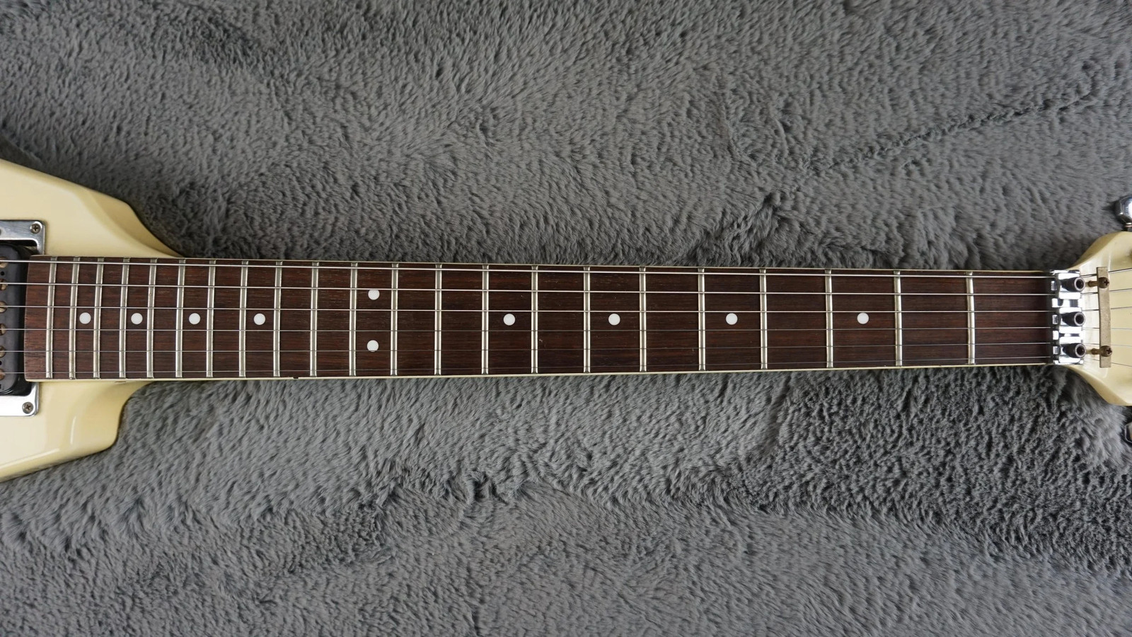 Fernandes/Burny BSV-70 The Function Flying V Short Scale