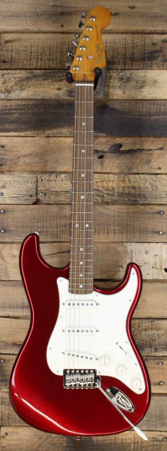 Squier Classic Vibe ’60s Stratocaster Electric Guitar – Candy Apple Red #M931