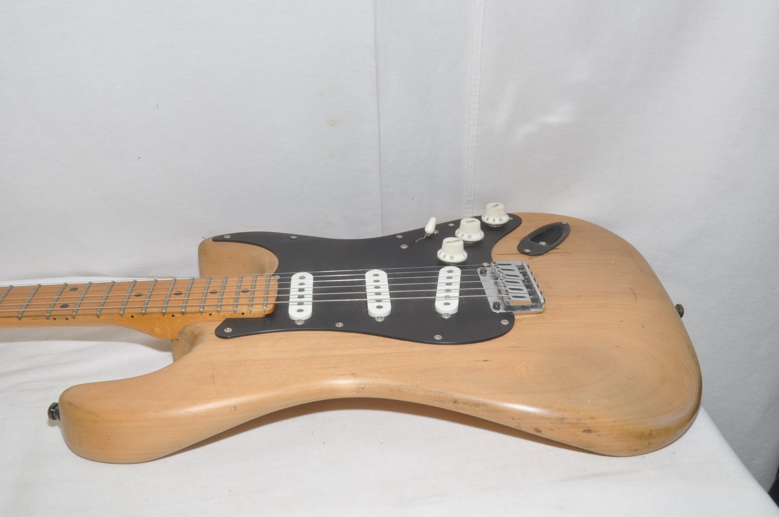 Bill Lawrence by Morris / Made in Japan Electric Guitar Ref. No 7449