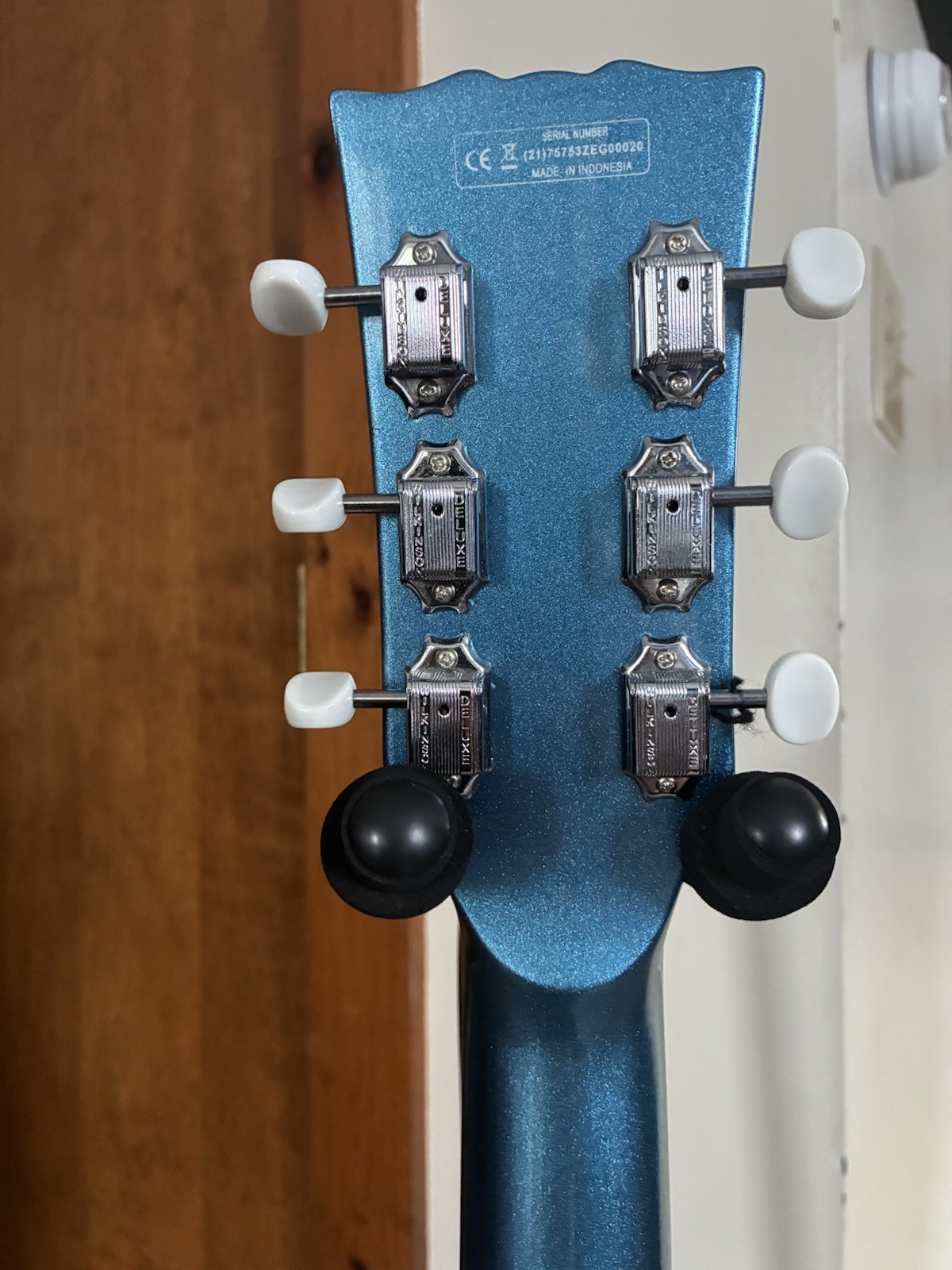 Harley Benton DC-Junior Solid Body 6-String Right-Handed w/ Gig Bag Pelham Blue