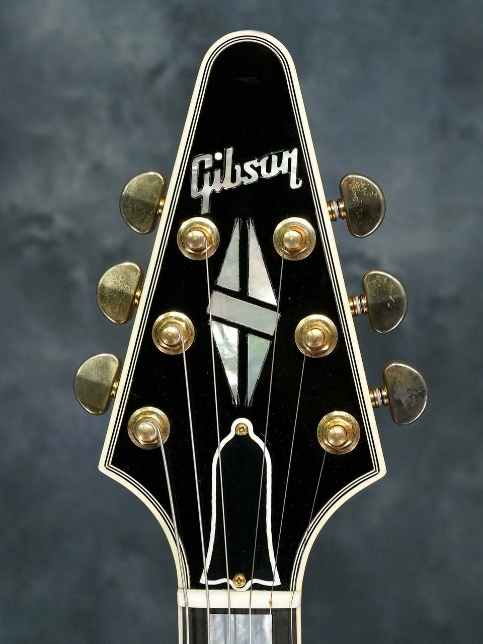 Gibson Custom Shop Flying V Custom Ebony Richlite Fingerboard Electric Guitar