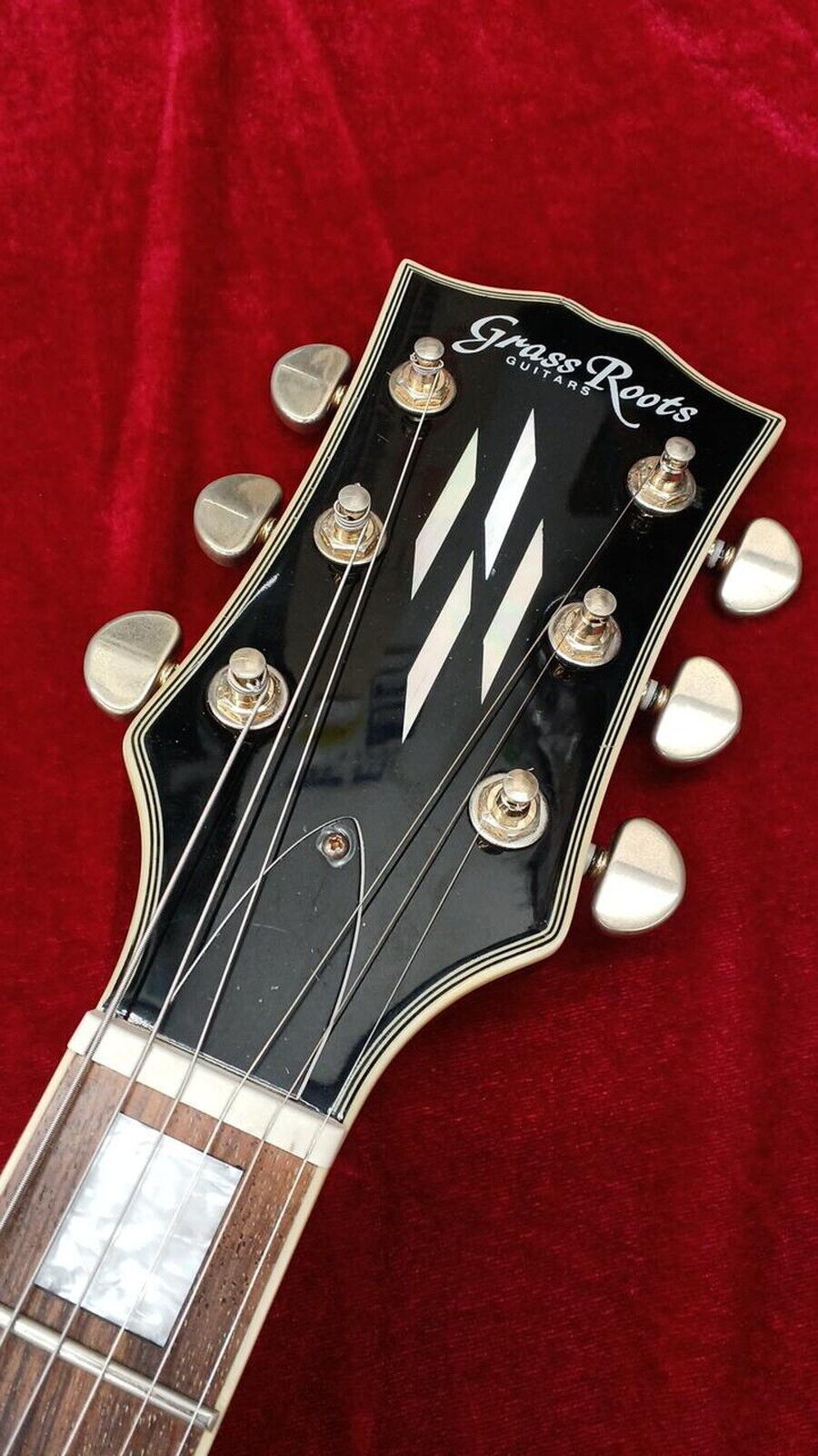 GRASS ROOTS G-LP-60C Used Maplebody Mahoganyneck Rosewoodfingerboard w/Soft case