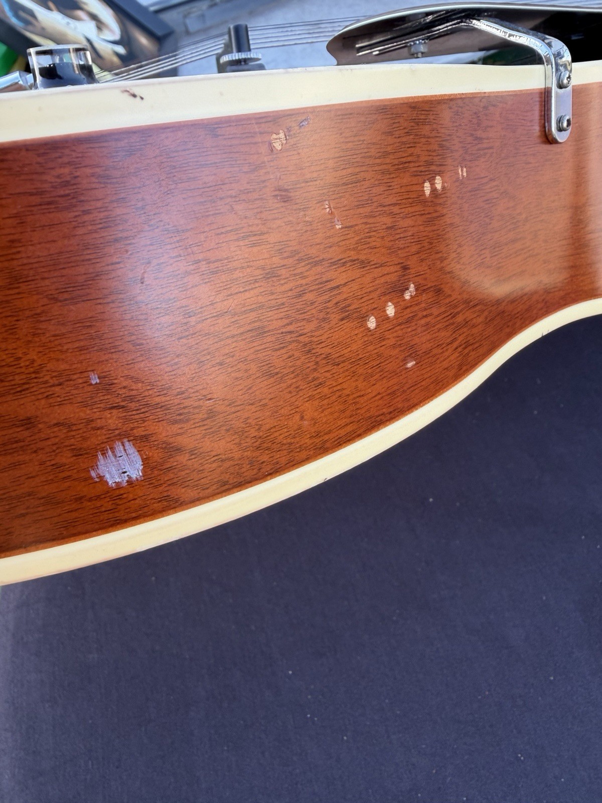 Godin 5th Avenue Kingpin P90 Righty Hollow Body Electric Guitar, Cognac Burst