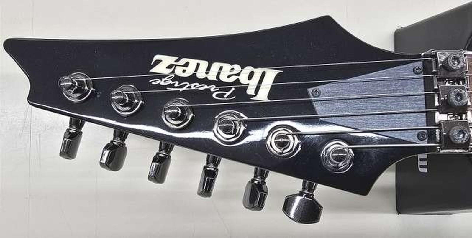 IBANEZ PRESTAIGE RG2550E Used Basswood body Rosewood fingerboard w/Gig case