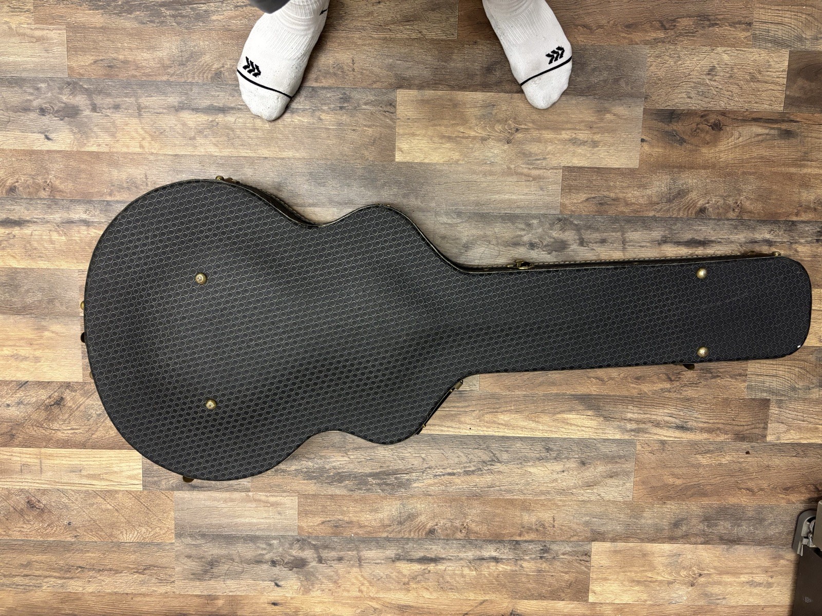 Gretsch G2420T Streamliner Guitar Case – Tweed