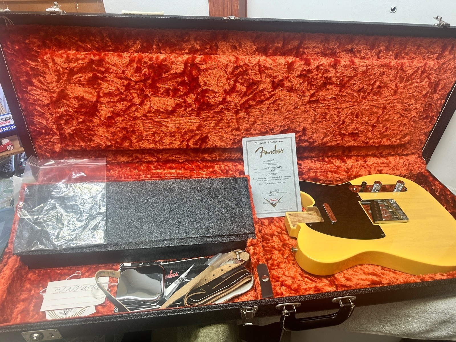 2006 Fender 1951 Custom Shop Nocaster R5181 NOS & Fender Case