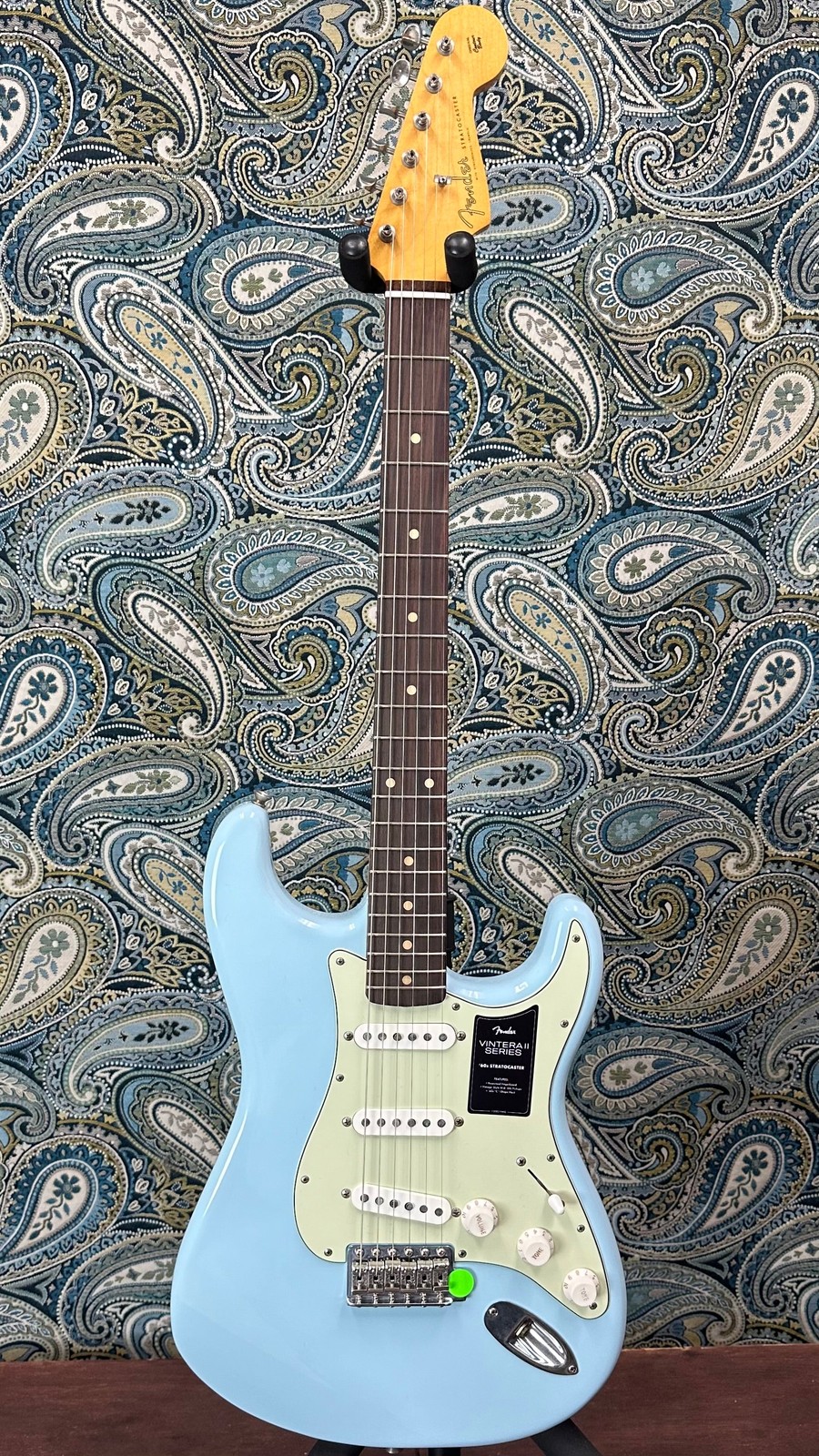 Fender Vintera II Road Worn ’60s Stratocaster Sonic Blue