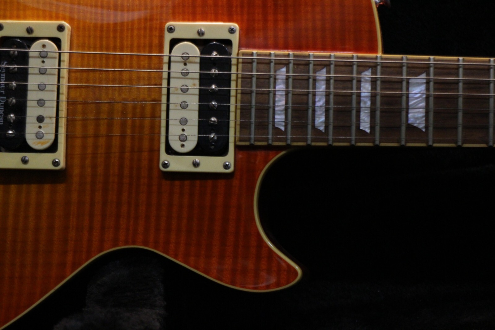 USED Edwards Limited Model Electric Guitar E-LP GT214 230427