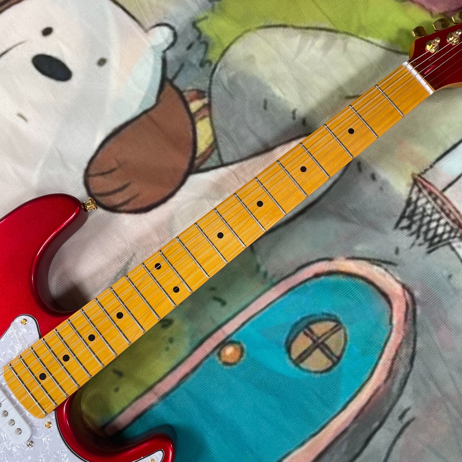 Very beautiful electric guitar, metal red ST, hot selling and explosive in USA