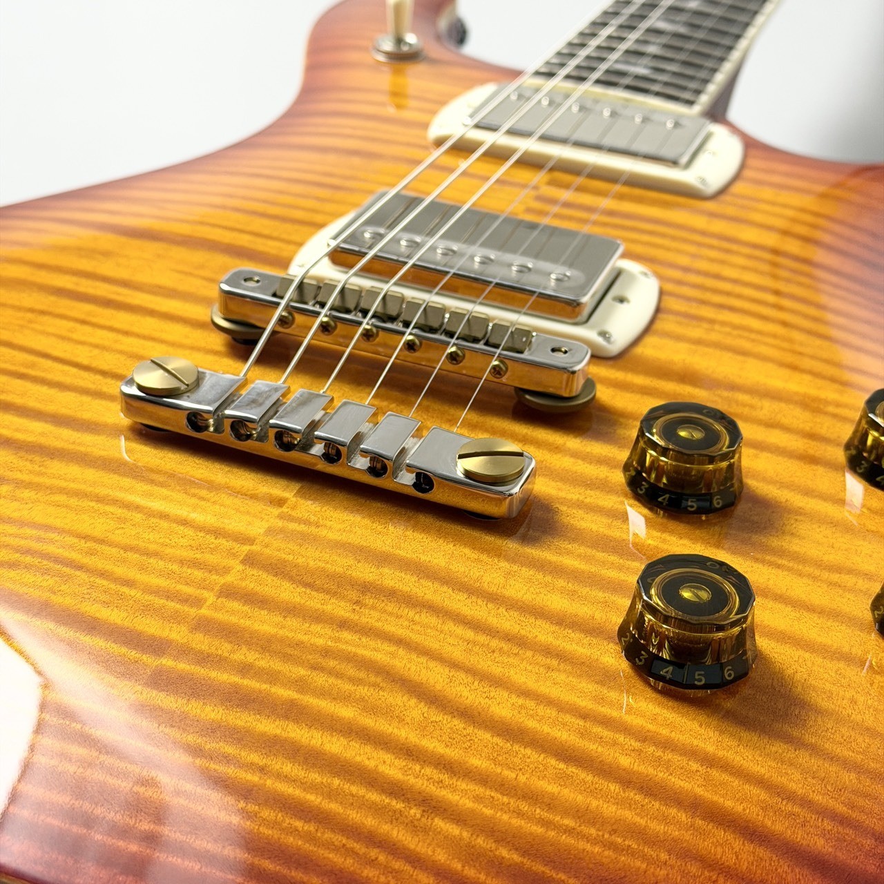 Paul Reed Smith PRS SE McCARTY 594 BG -Vintage Sunburst- Versatile guitar with a