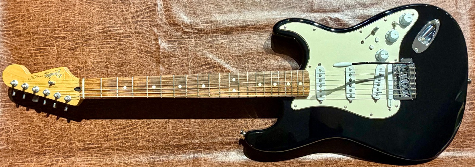 Full Setup Roland VG-99 FC-300 and Fender Roland Ready Strat with GK2A installed