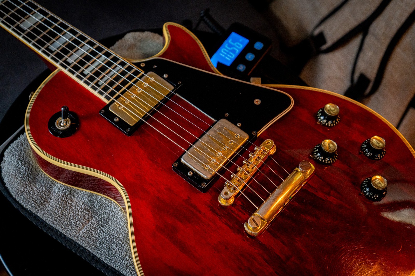 Gibson Les Paul Custom 1974 Wine Red 1st year 100% Original collectors piece.