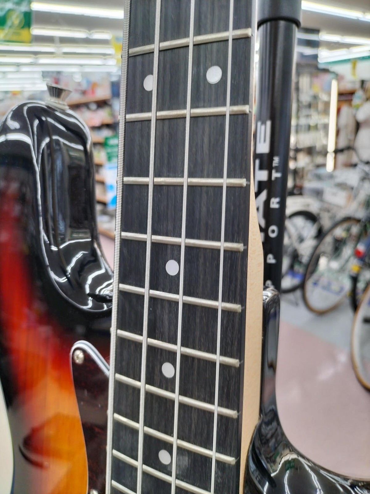 PHOTOGENIC ST Used Solid Wood body Engineering wood fingerboard w/Soft case
