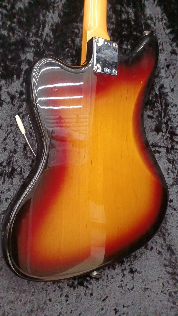 FENDER American Vintage’62 JAGUAR 3TS Electric Guitar