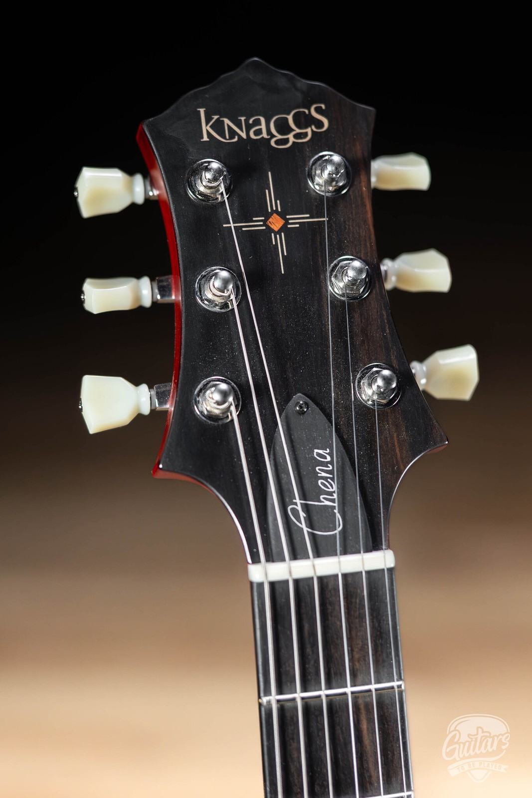 Knaggs Chena Spruce Top Hollowbody Guitar – Old Red Violin