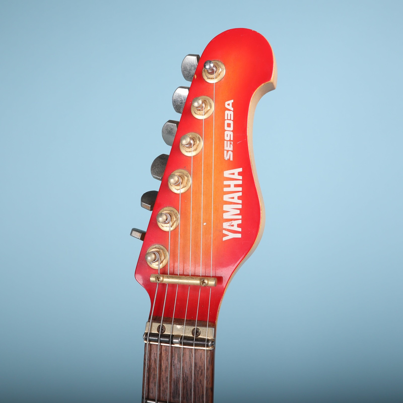 Yamaha SE903A Stratocaster Active Electric Guitar Cherry Sunburst