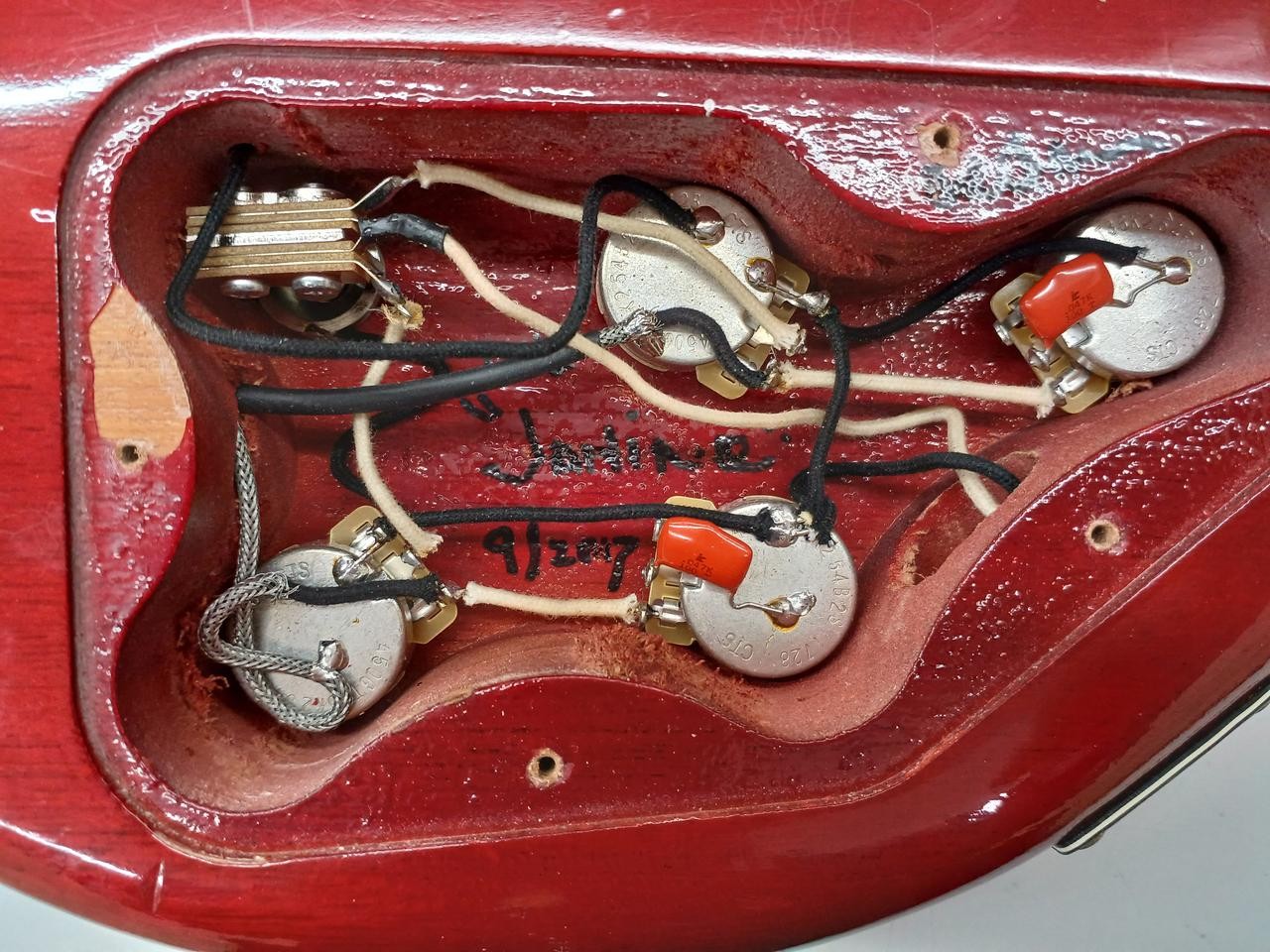 LSL INSTRUMENTS TOPANGA Used Electric Gutiar