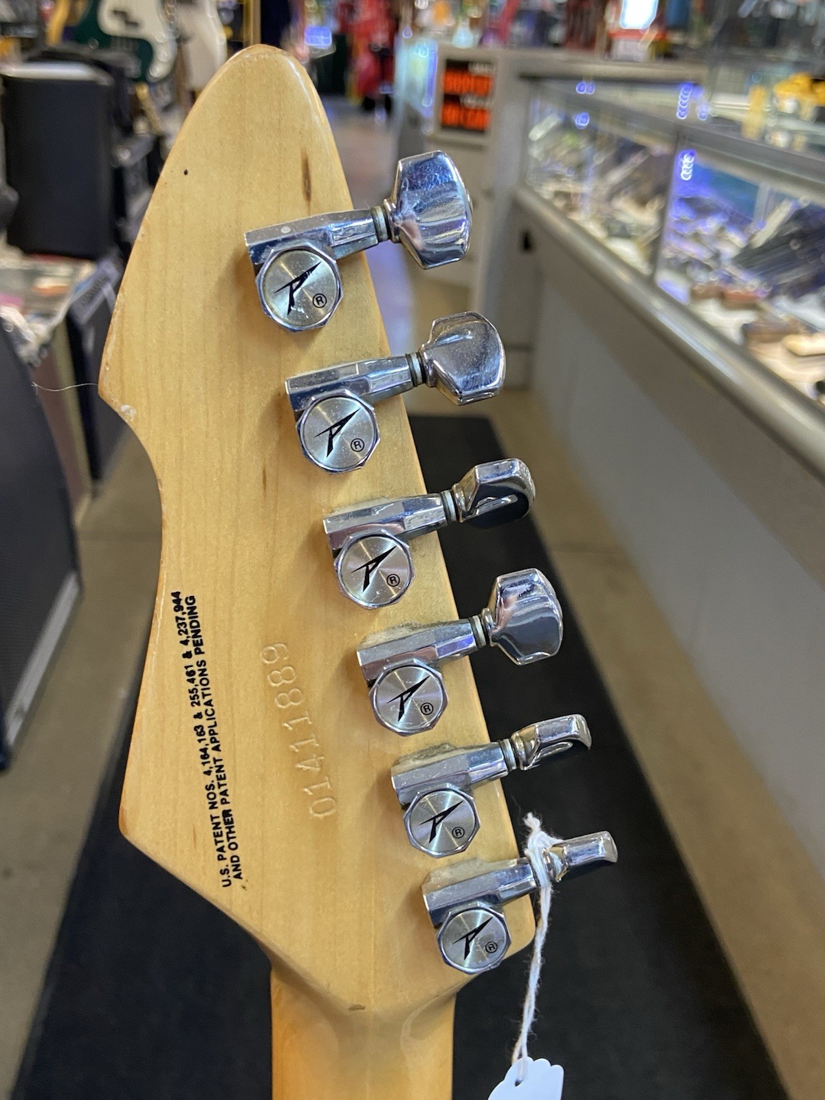 Peavey T-60 Electric Guitar
