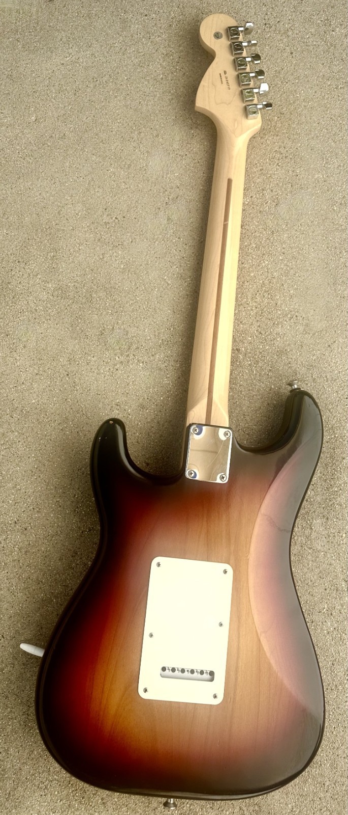 2006 Fender Highway One USA Stratocaster Nitro Sunburst Rosewood Fretboard SSS