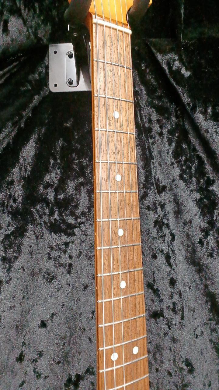 FENDER American Vintage’62 JAGUAR 3TS Electric Guitar