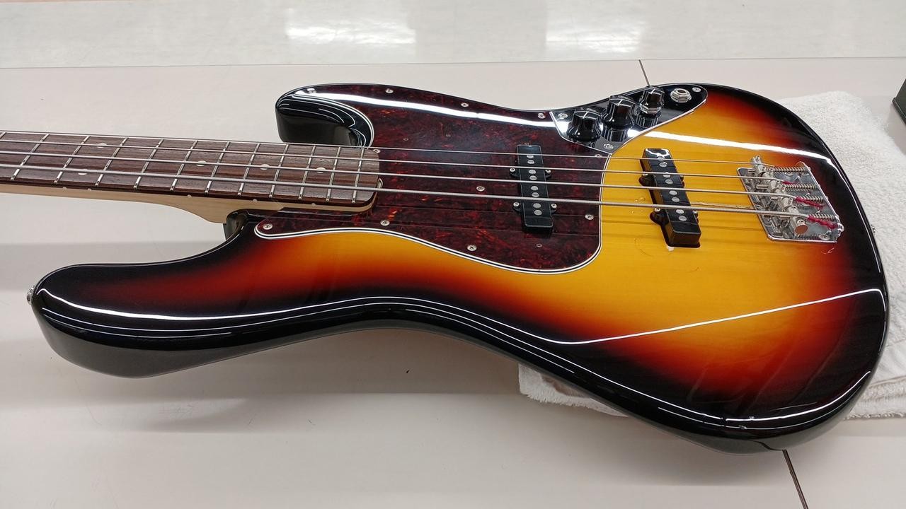 FENDER TRADITIONAL II 60S JAZZBASS RW Electric Bass Guitar