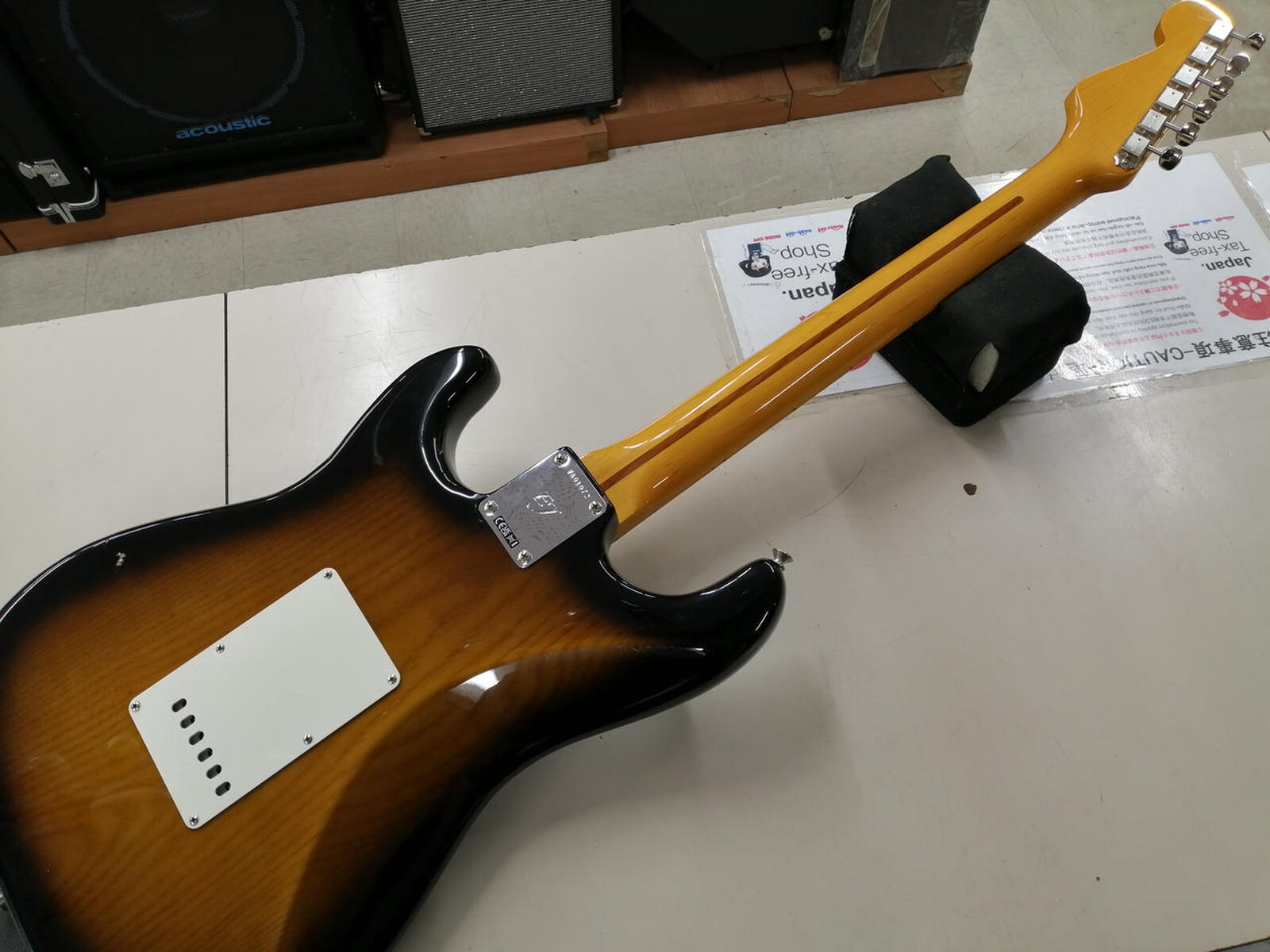 FENDER ERIC JOHNSON 1954 VIRGINIA ST Used Maple neck/fingerboard w/Hard case