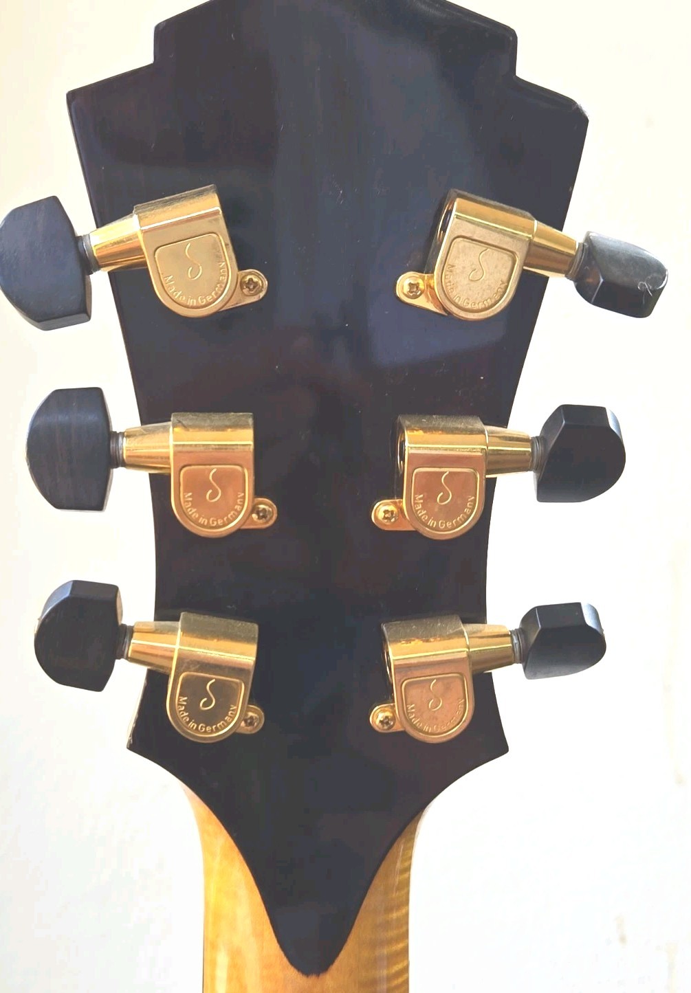 Eastman AR880CE John Pisano 2005 Archtop Jazz Guitar Serial Number 011 Upgraded