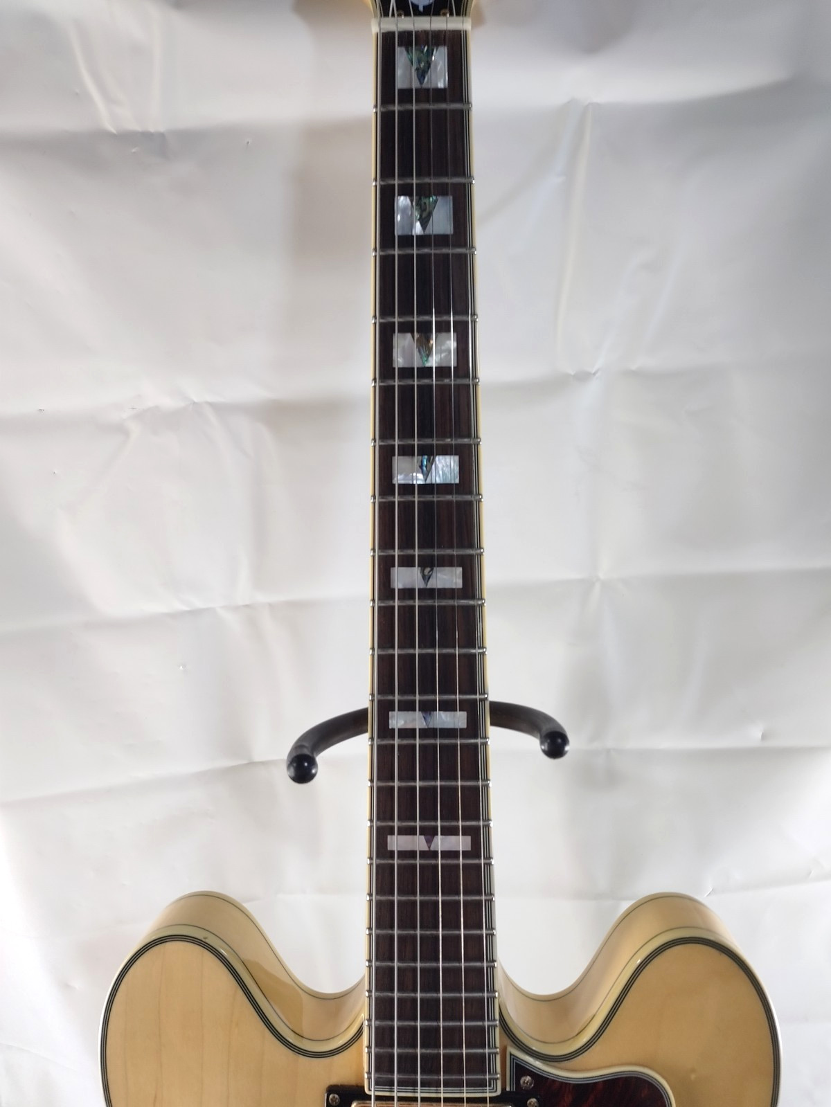 Epiphone Sheraton II NA Semi-Hollow Electric Guitar
