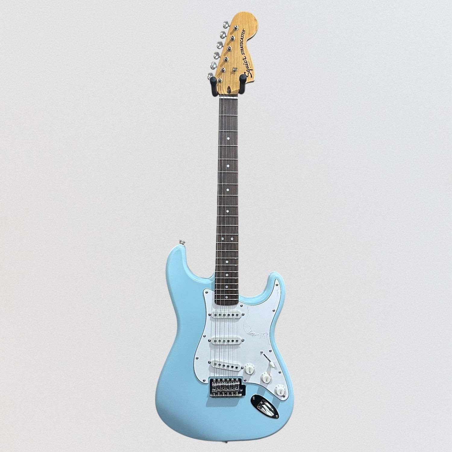 Fender Squier FSR Classic Vibe ’70s Stratocaster Electric Guitar – Sonic Blue