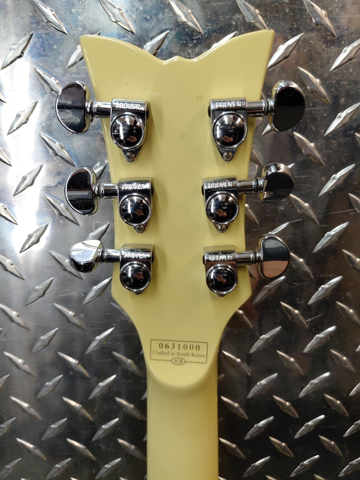 Schecter Diamond Series Ultra III Guitar Light Yellow -FREE SHIPPING