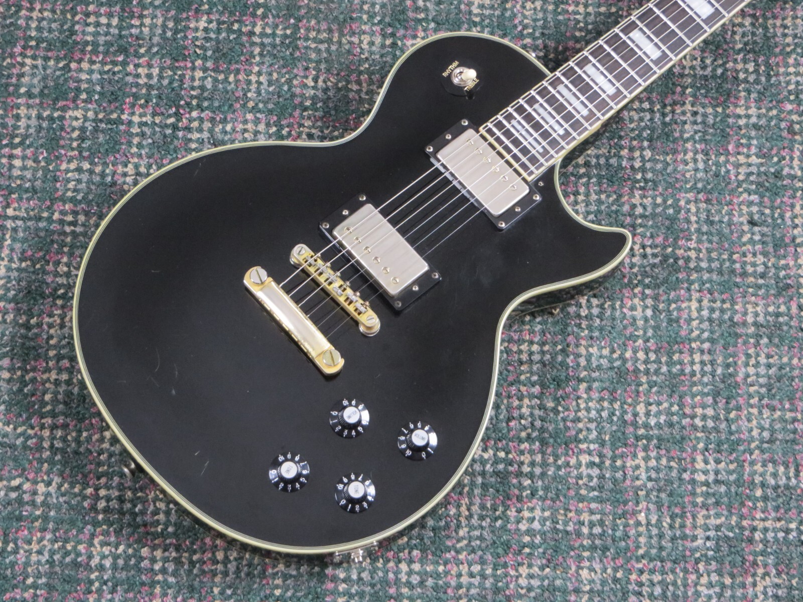 2011 Epiphone Les Paul Custom Pro Black! w/hardshell case