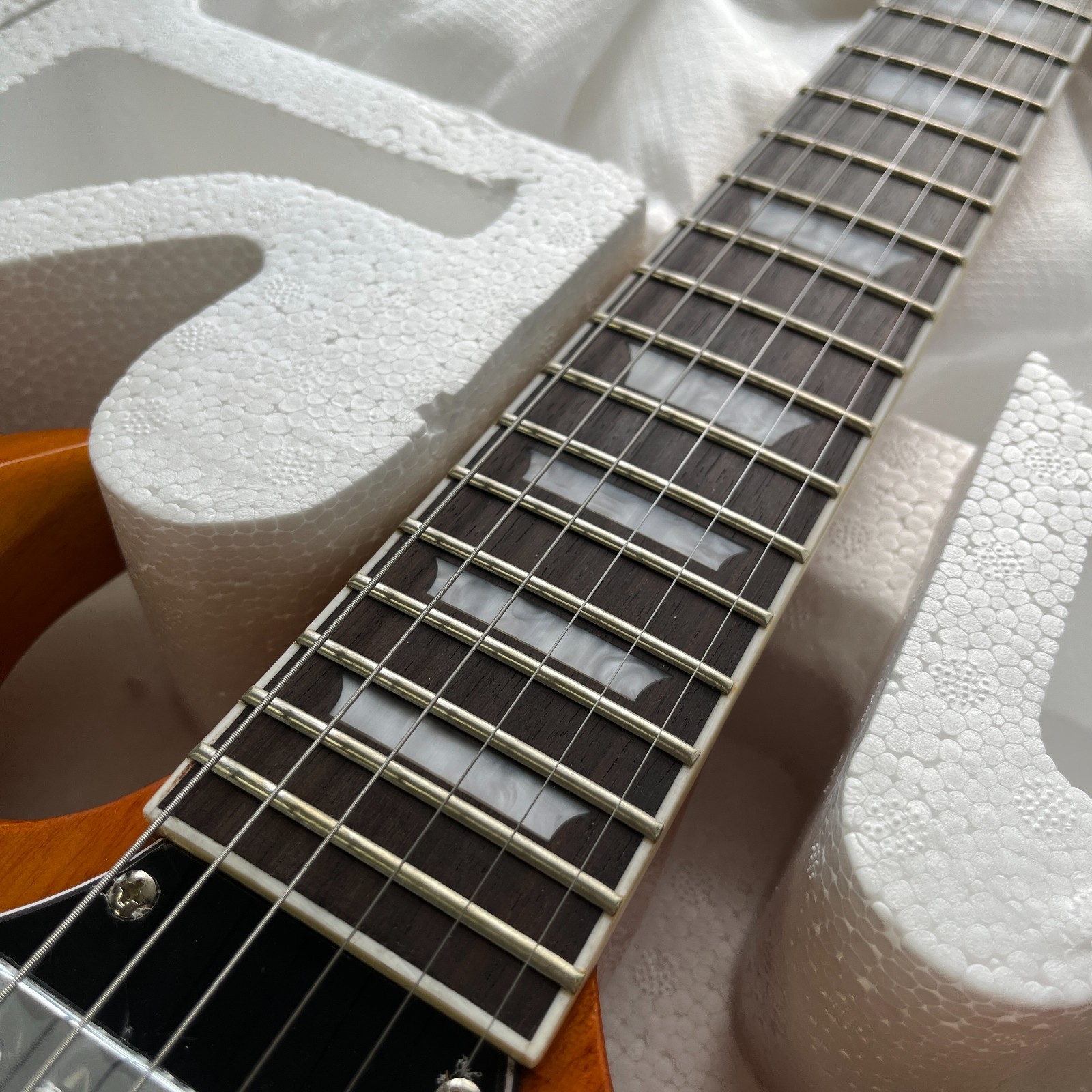 Natural SG Style Electric Guitar Rosewood Fingerboard Chrome Part