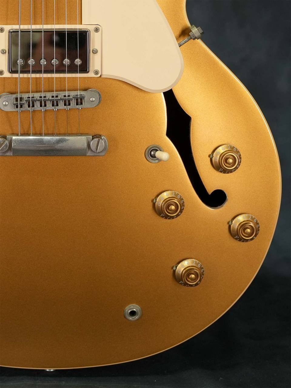 Gibson Custom Shop ES-335 Dot Plain All Gold 3.81kg 2013 Electric Guitar